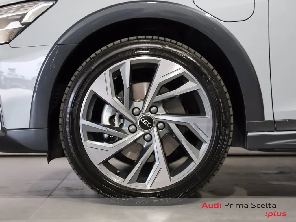 AUDI A3 Allstreet A3 allstreet 1.5 tfsi e identity contrast 204cv s-tronic